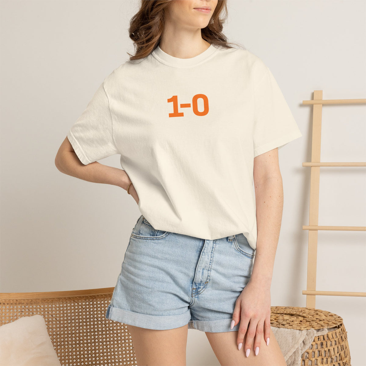 1-0 Boots Laced  T-Shirt